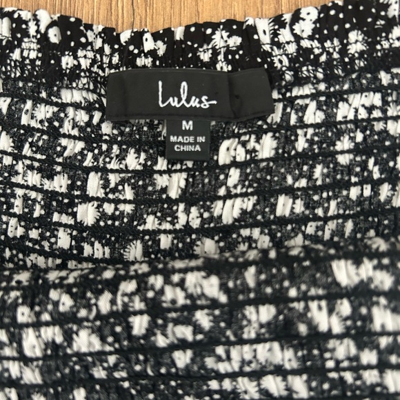 Lulu's Black and White Romper - Picture 2 of 3